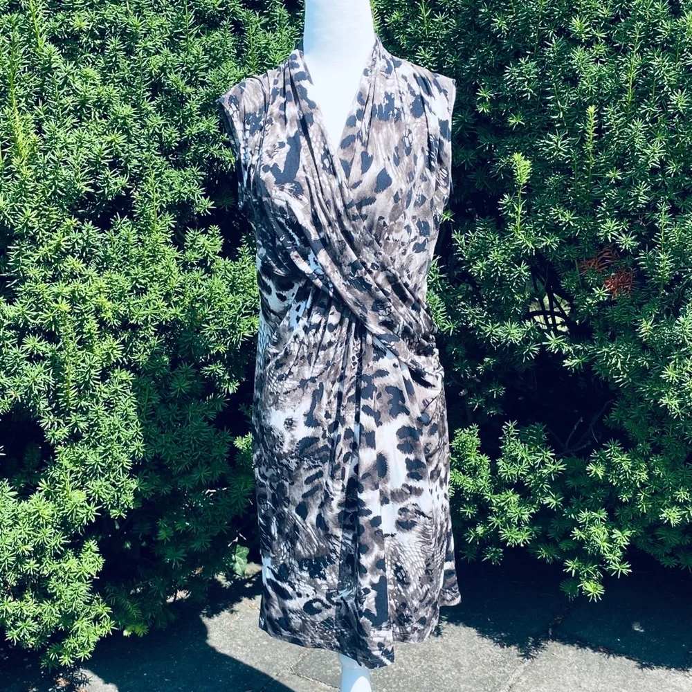 KENNETH COLE**Stretchy Animal Print Dress**Small $165 - Picture 4 of 8